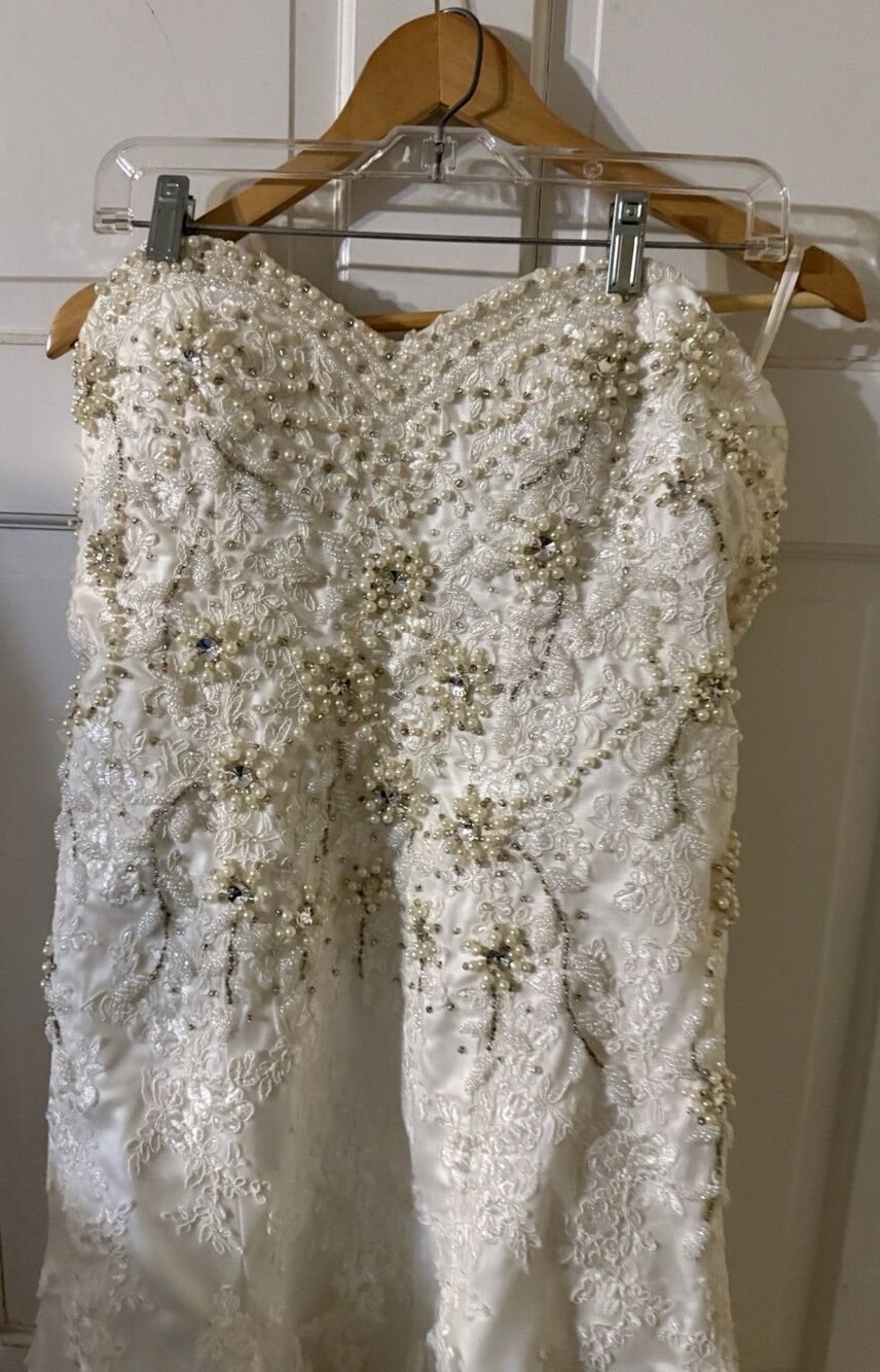 Strapless Sweetheart Wedding Gown with Multi Dimensional Beadwork Size 12
